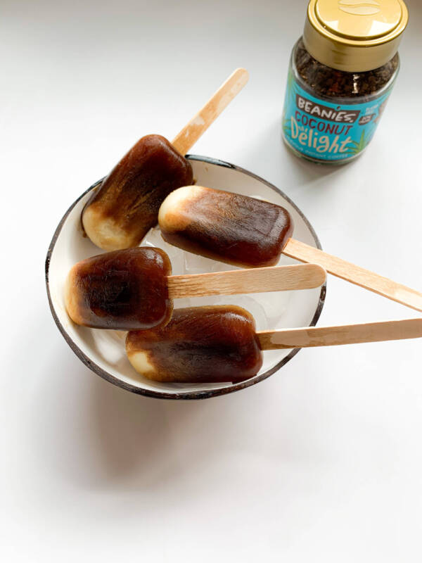 Kokosnuss-Kaffee-Eislutscher